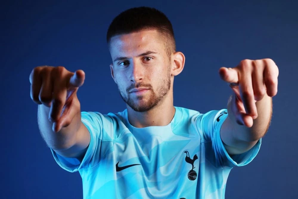 Guglielmo Vicario: Un Portiere Affidabile e Tenace