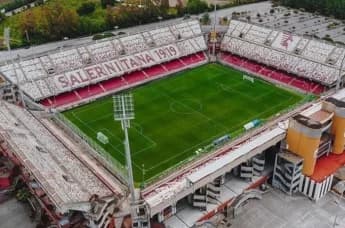 Lo Stadio Arechi: Un Simbolo di Passione e Comunità