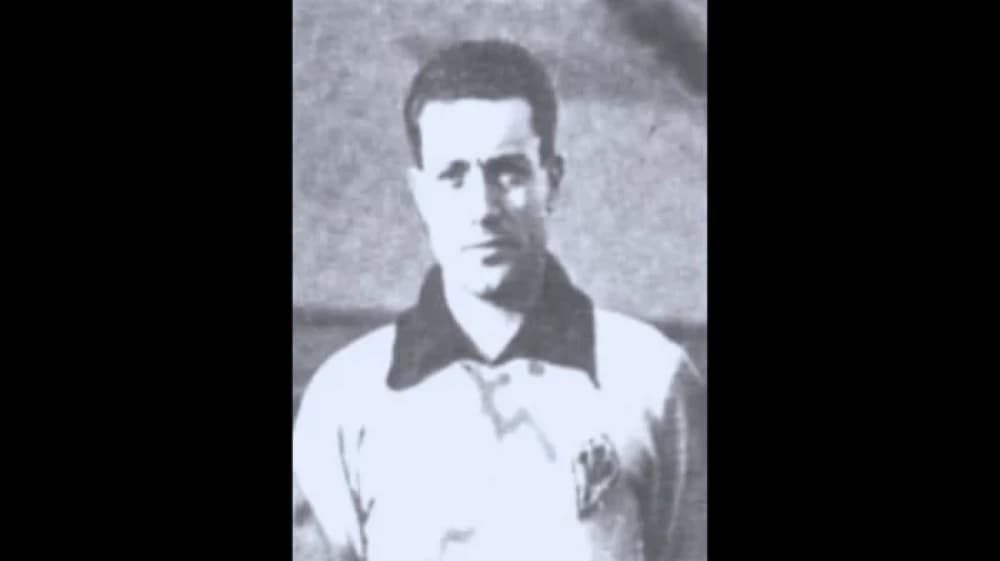 Ugo Amoretti: Il Guardiano della Porta e Maestro del Calcio Italiano