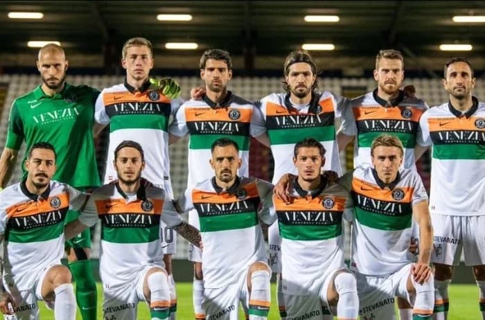 Venezia FC: La storia di un club iconico Venezia FC: La storia di un club iconico