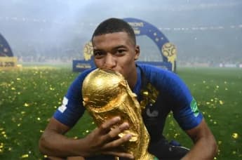 Il Fenomeno Kylian Mbappé: La Sua Ascensione nel Calcio